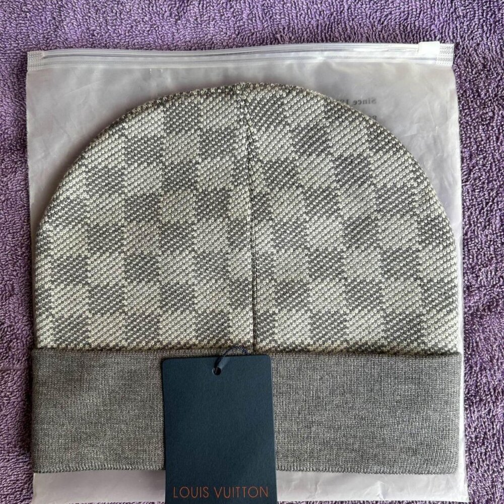 Louis Vuitton Gray Patterned Beanie - image 3
